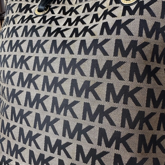 Michael Kors Tote in Black and Tan - Picture 7 of 16